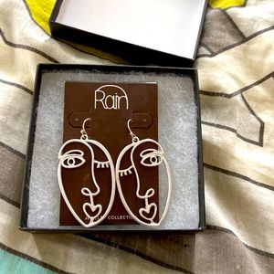 Face silver earrings